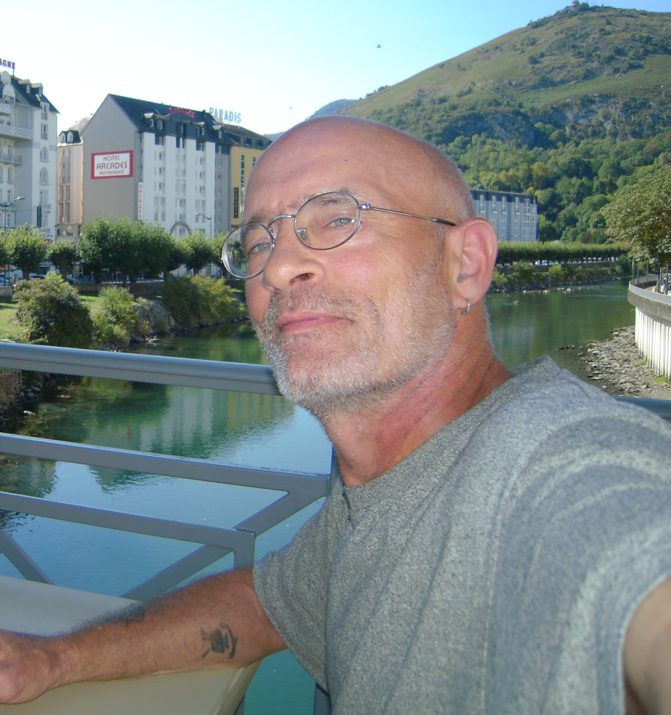 Kilan - Randevillers - Doubs | Rencontre gay