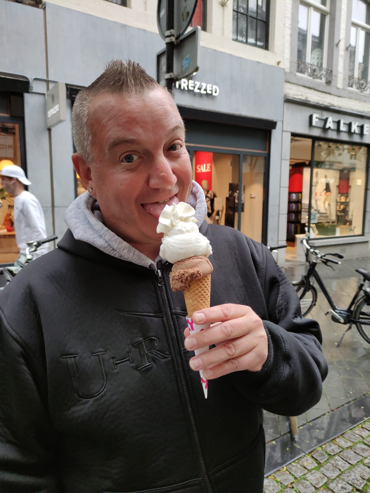 Monsour - Abergement-le-Grand - Jura | Rencontre gay