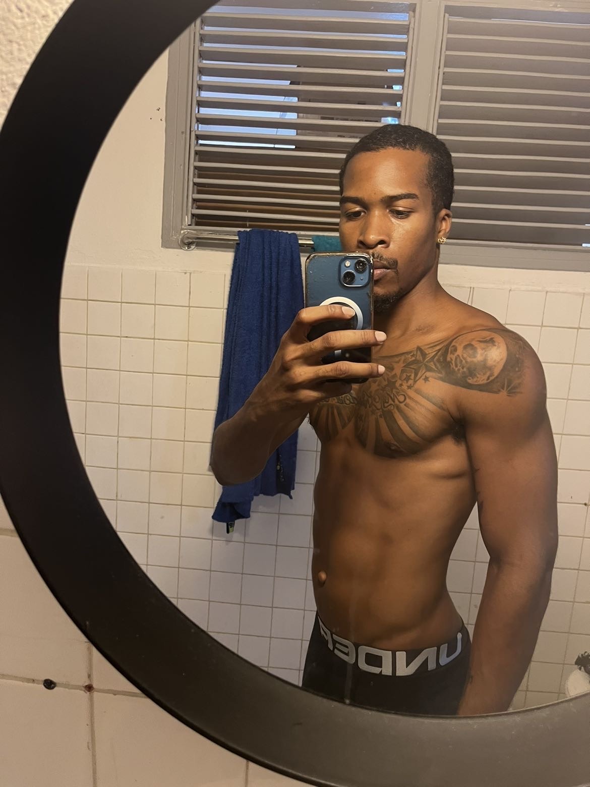Charles-eric - Thervay - Jura | Rencontre gay