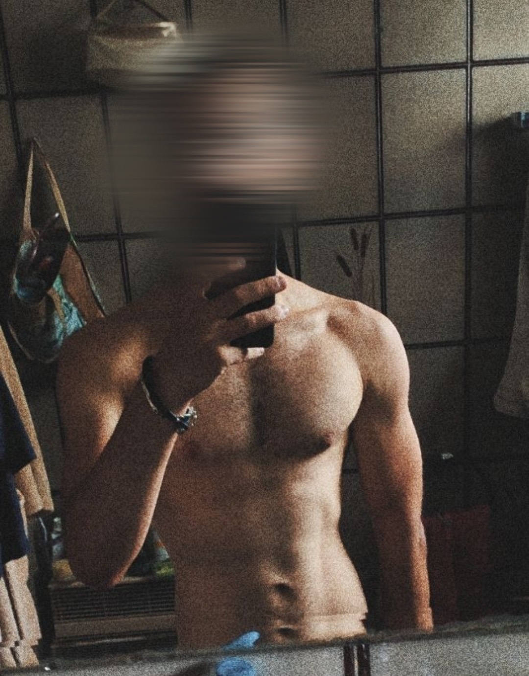 Nigel - Corrombles - Côte-d'Or | Rencontre gay