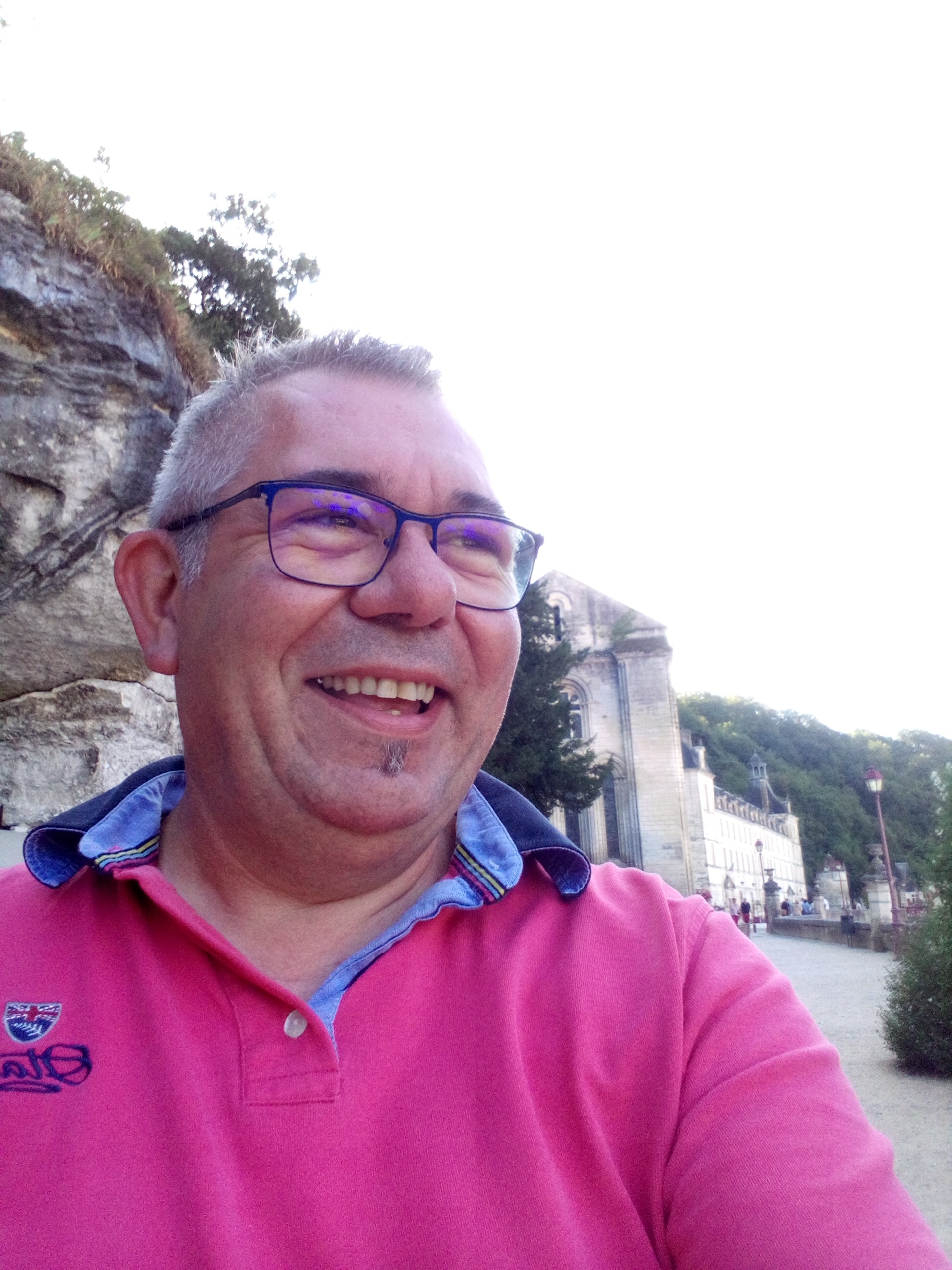 Embarek - Gurgy-le-Château - Côte-d'Or | Rencontre gay