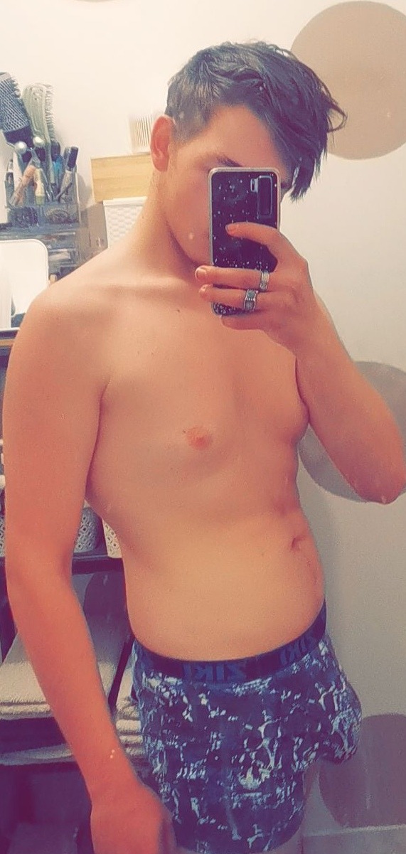 Angello - Voujeaucourt - Doubs | Rencontre gay