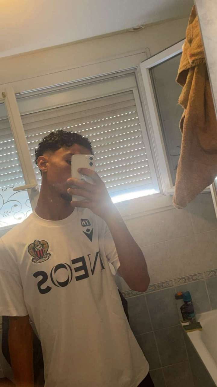 Leandry - Villers-Robert - Jura | Rencontre gay