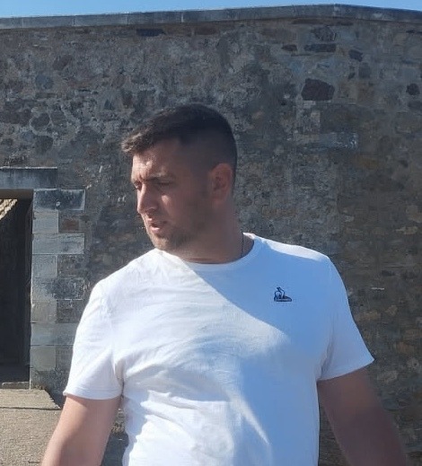 Yacob - Briant - Saône-et-Loire | Rencontre gay