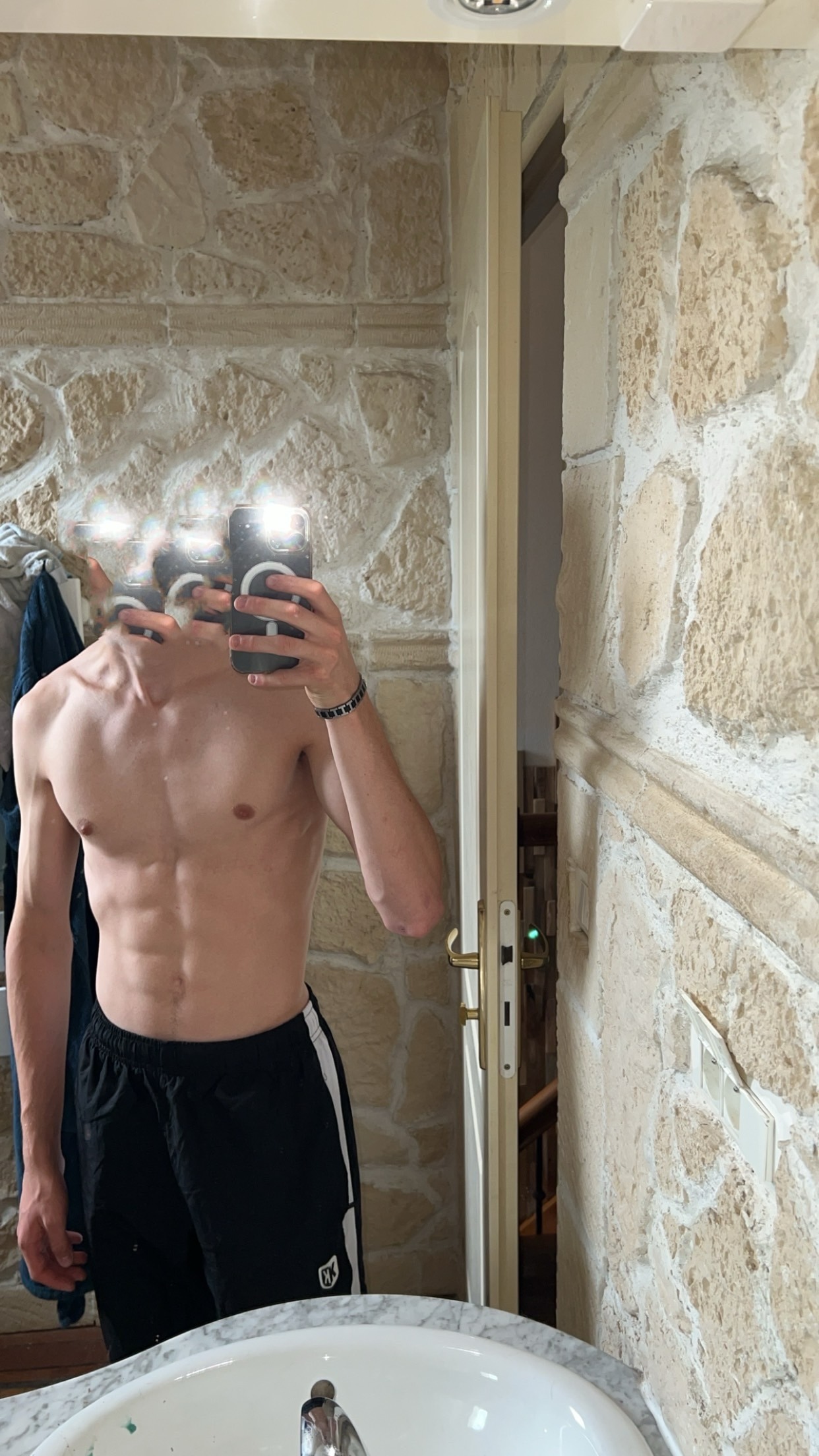 Zacharia - Précy-sur-Vrin - Yonne | Rencontre gay