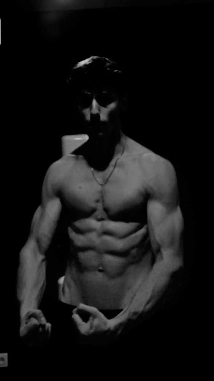 Muzaffer - Revigny - Jura | Rencontre gay