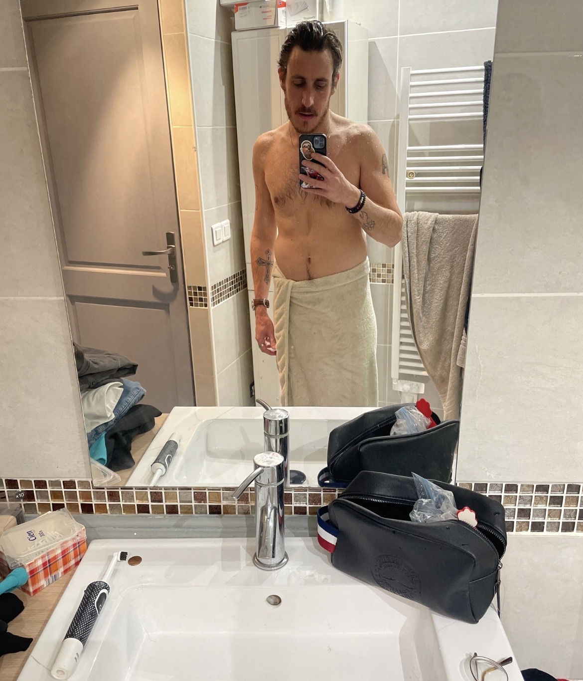 Piero - Accolans - Doubs | Rencontre gay