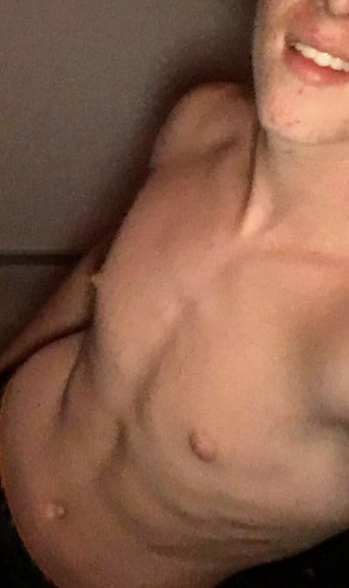 Juliano - Courson-les-Carrières - Yonne | Rencontre gay