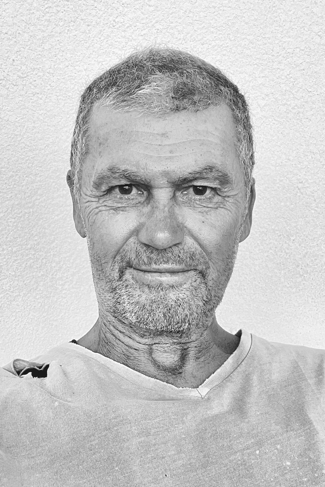 Nazih - Antigny-la-Ville - Côte-d'Or | Rencontre gay