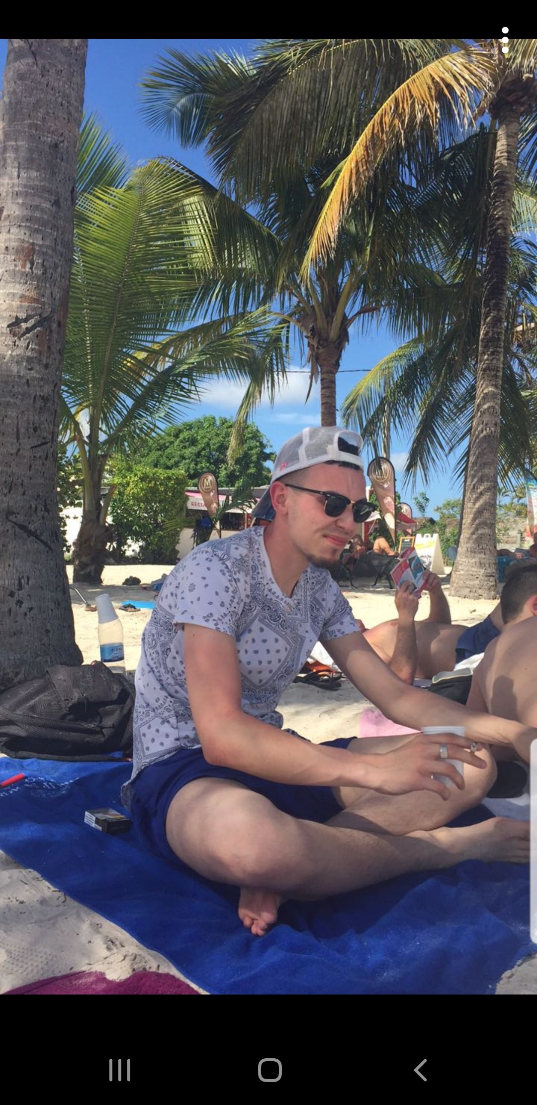 Clayton - LeVald'Ocre - Yonne | Rencontre gay