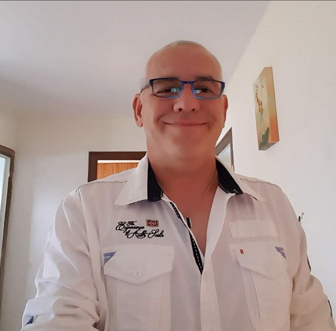 Dragan - LeBarboux - Doubs | Rencontre gay