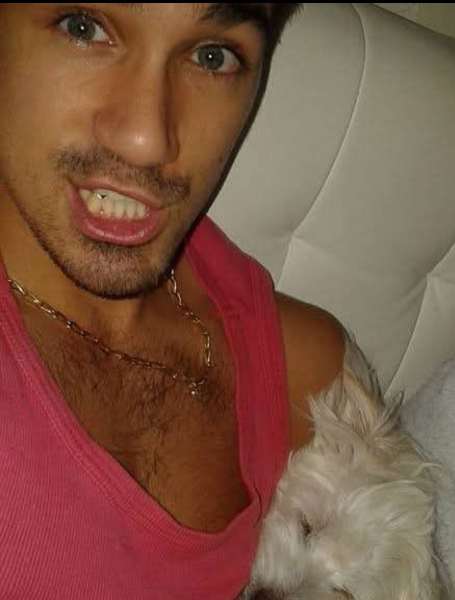 Andoni - Merry-sur-Yonne - Yonne | Rencontre gay