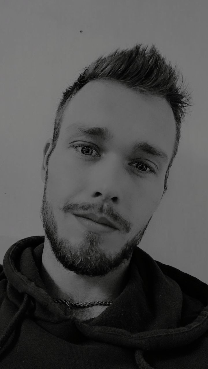 Zakary - Escamps - Yonne | Rencontre gay