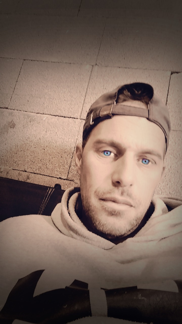 Johnny - Ciel - Saône-et-Loire | Rencontre gay