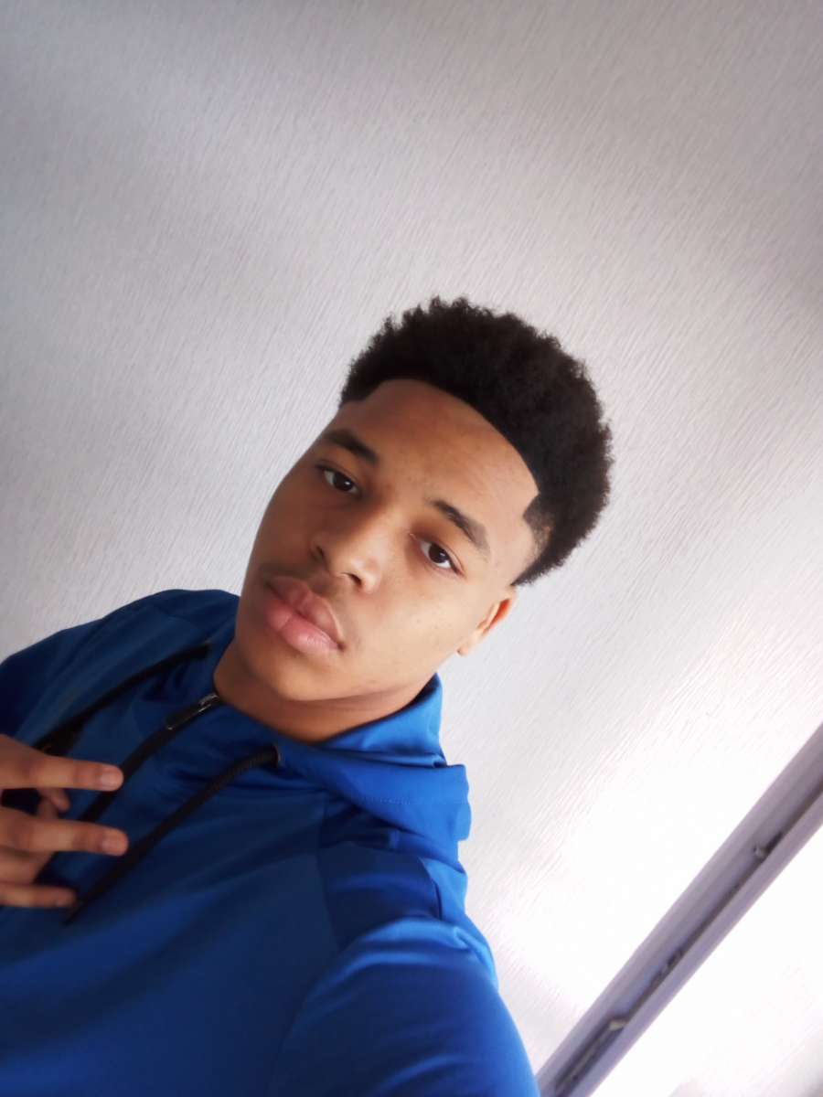 Abdoulaziz - Besançon - Doubs | Rencontre gay